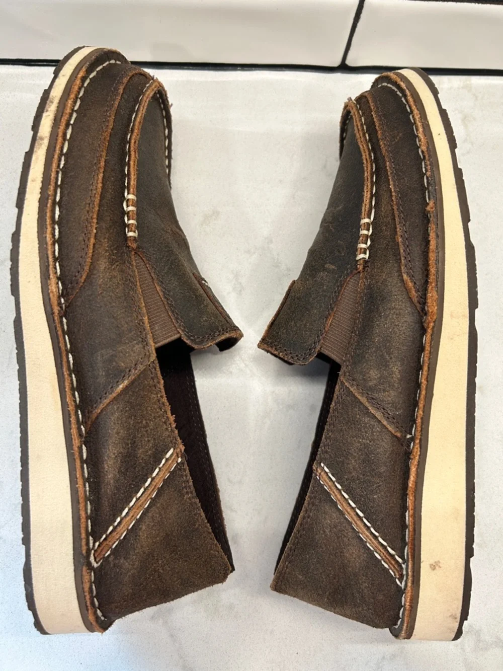 Ariat men rough